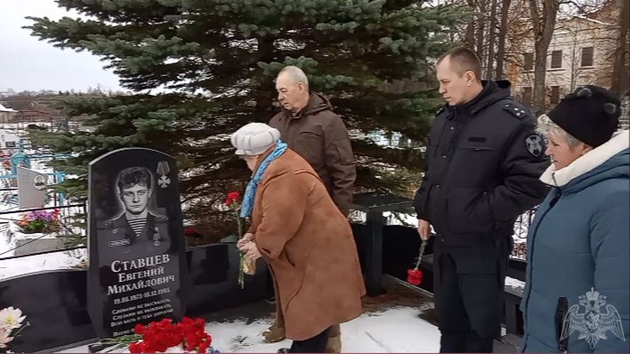 Бойцы вологодского ОМОН почтили память коллеги Евгения Ставцева, погибшего при исполнении служебного долга
