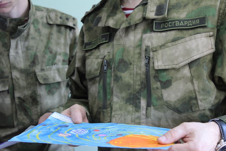 В Управлении Росгвардии по Вологодской области подведены итоги конкурса детского рисунка, посвященного Дню космонавтики