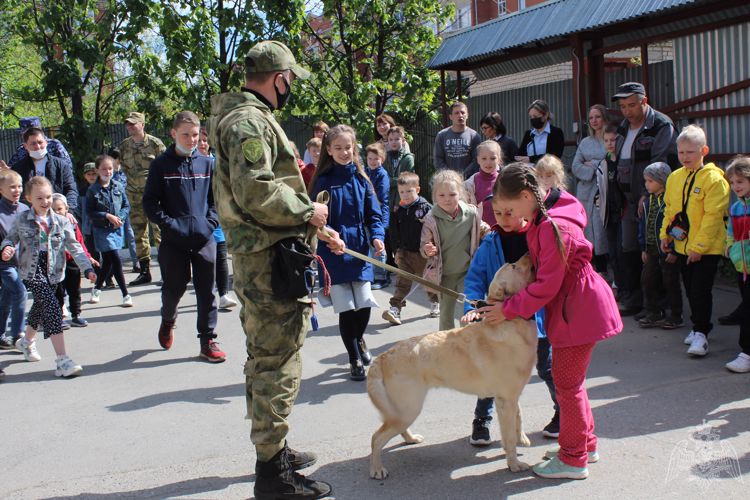 В Управлении Росгвардии по Вологодской области прошло праздничное мероприятие, посвященное Дню защиты детей 
