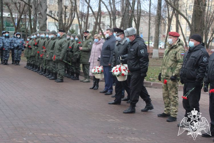 На Вологодчине росгвардейцы приняли участие в мероприятиях, посвященных Дню сотрудников органов внутренних дел 