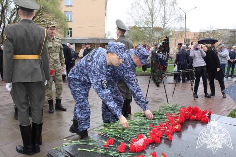 В Вологде росгвардейцы почтили память жертв чернобыльской катастрофы