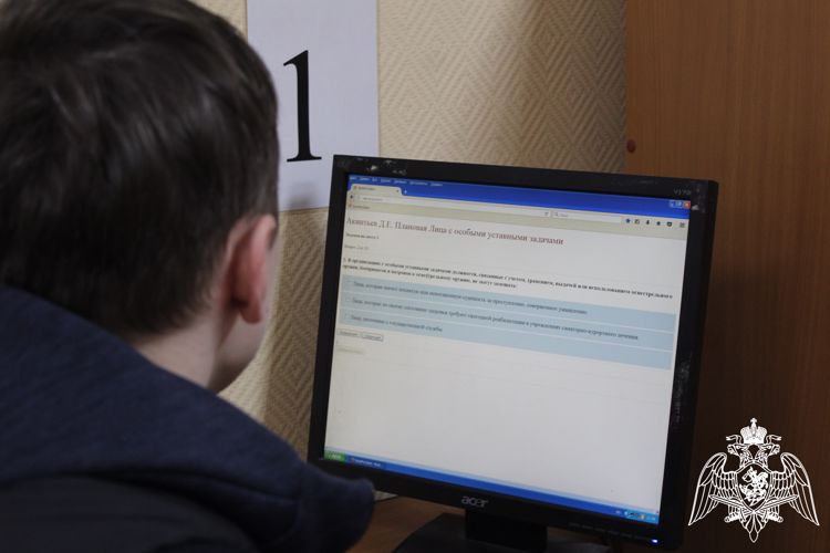 Росгвардейцы проверили работников подразделений ведомственной охраны и подразделений юридических лиц с особыми уставными задачами (ВИДЕО)