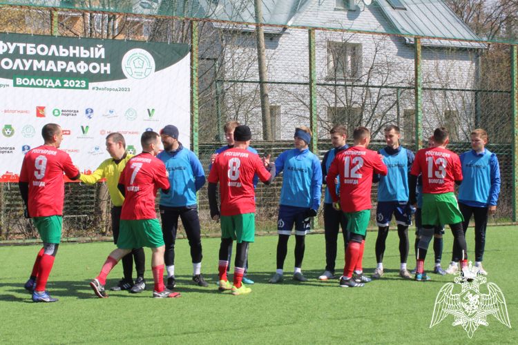 В Вологде состоялся товарищеский матч между командами региональной Росгвардии и ФК «Динамо-Вологда»