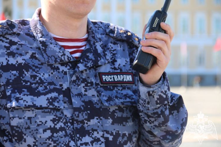 В Череповце сотрудники Росгвардии задержали нетрезвого мужчину, дебоширившего на вокзале