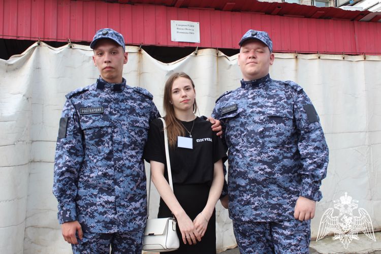 Сто вологодских юношей отправились служить в Северо-Западный округ Росгвардии