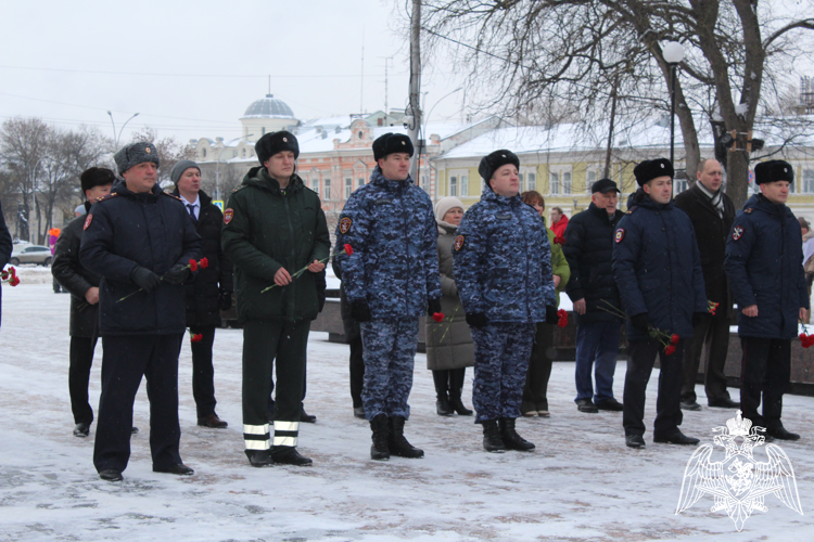 В Вологде росгвардейцы приняли участие в мероприятиях ко Дню неизвестного солдата