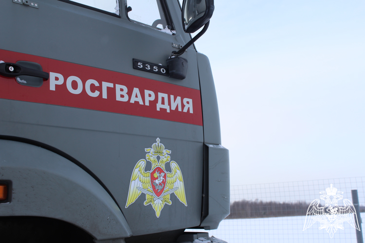 В Вологде сотрудники ОМОН «Вымпел» Росгвардии провели занятия по подготовке к выполнению служебно-боевых задач в условиях осложненной обстановки (ВИДЕО)