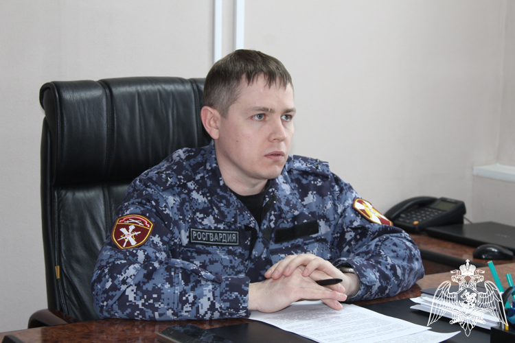 В Вологде к 55-летию со Дня образования лицензионно-разрешительных подразделений Росгвардии состоялся брифинг для журналистов