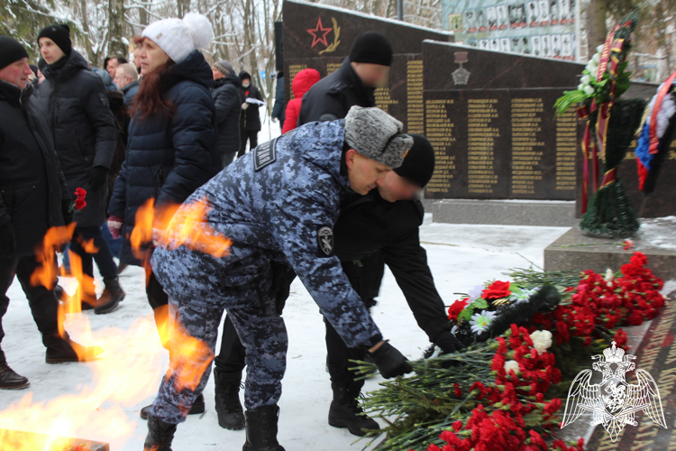 В Вологде росгвардейцы почтили память россиян, исполнявших служебный долг за пределами Отечества