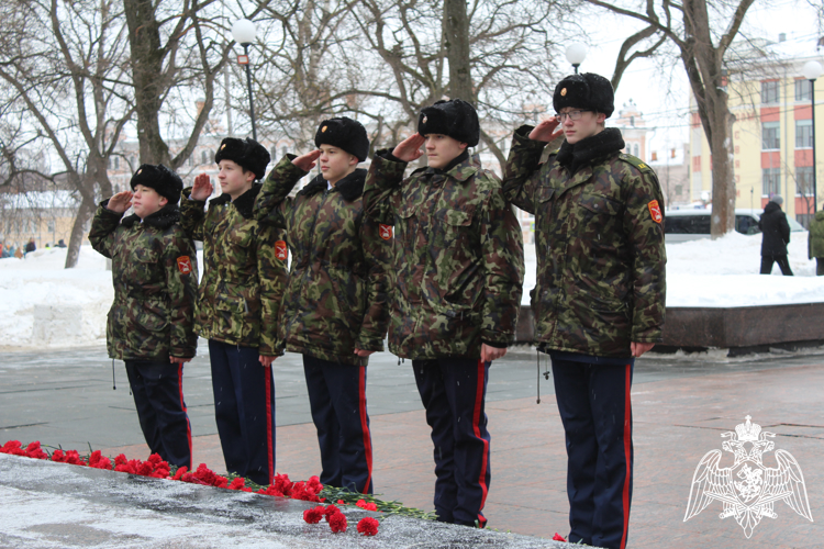 В Вологде росгвардейцы почтили память защитников Отечества, погибших при защите нашей страны и исполнении служебного долга