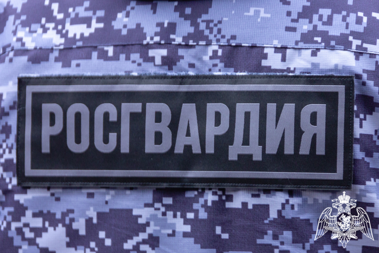 Вологодские росгврадейцы задержали нетрезвого дебошира в церкви