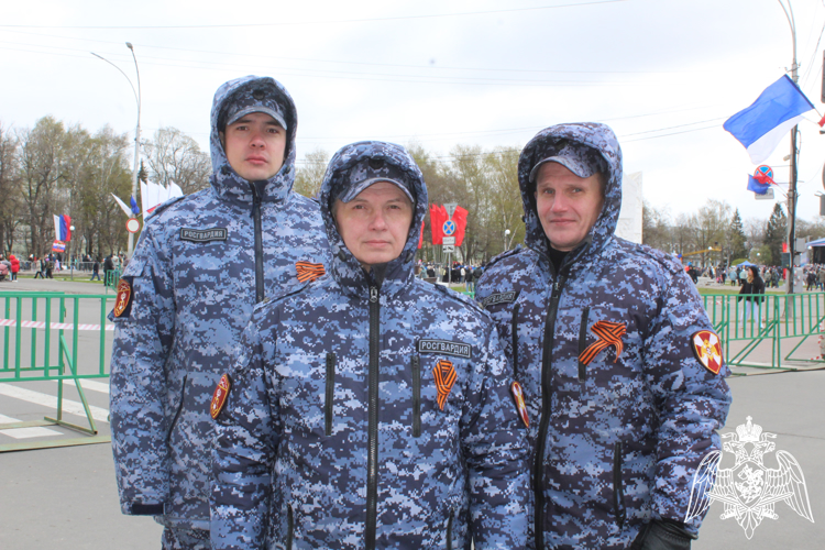 В Вологде руководство, сотрудники и военнослужащие региональной Росгвардии приняли участие в параде Победы