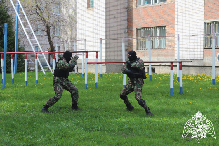В Вологде сотрудники и военнослужащие региональной Росгвардии стали соорганизаторами акции «День призывника»