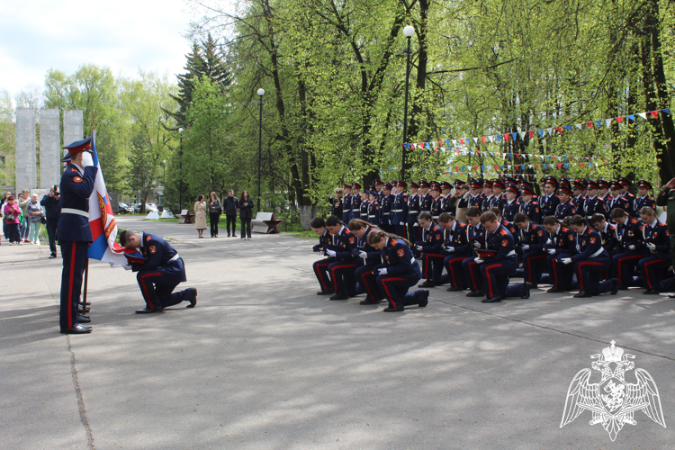 В Вологде росгвардейцы приняли участие в традиционной кадетской перекличке подшефной школы