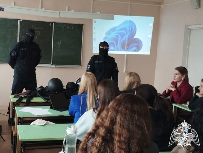 О специфике психологического сопровождения росгвардейцев поговорили сотрудники ОМОН «Титан» со студентами Череповецкого государственного университета