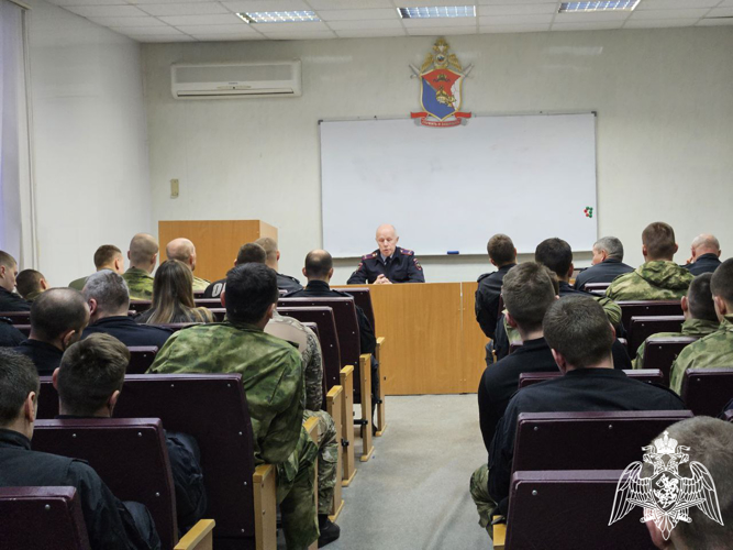 В Вологде сотрудники Росгвардии провели круглый стол с представителями региональной госавтоиспекции по вопросам безопасности дорожного движения