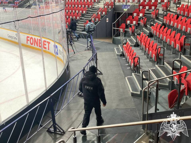 В Череповце росгвардейцы обеспечили правопорядок при проведении хоккейного матча «Северсталь» - «Нефтехимик»