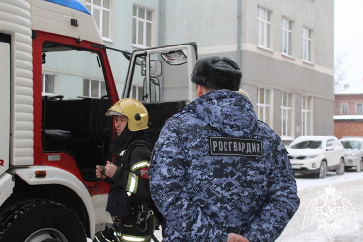 В Вологде прошли совместные пожарно-тактические учения Росгвардии с МЧС  (ВИДЕО)