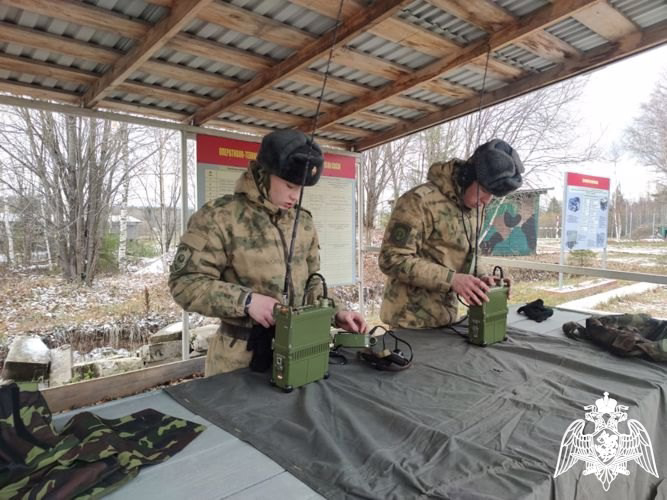 Сотрудники Росгвардии напоминают о правилах поступления в Пермский военный институт Росгвардии