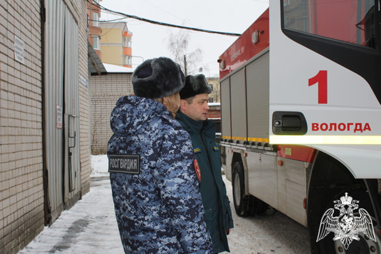 В Вологде прошли совместные пожарно-тактические учения Росгвардии с МЧС  (ВИДЕО)
