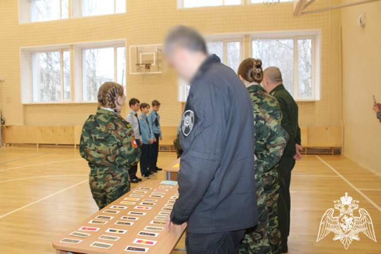 В Вологде росгвардеец выступил в качестве члена жюри на городском фестивале-конкурсе «России верные сыны...»