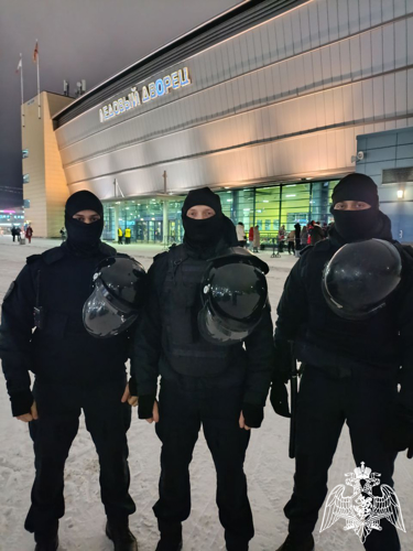 Сотрудники Росгвардии обеспечили безопасность хоккейного матча «Северсталь» - «СКА» в Череповце