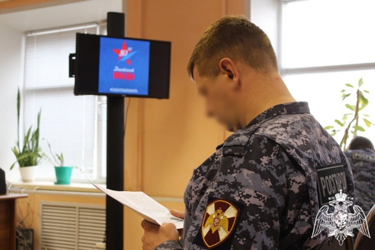 Вологодские росгвардейцы и учащиеся «Гвардейской смены» стали участниками «Диктанта Победы»