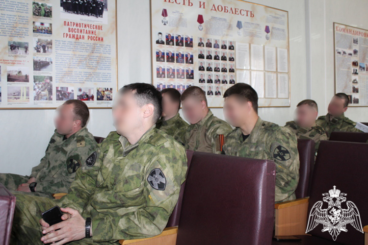 В Вологде сотрудники Росгвардии провели круглый стол с представителями региональной Госавтоинспекции по вопросам безопасности дорожного движения