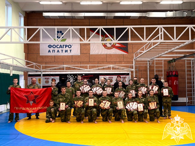 В Череповце при содействии сотрудников Росгвардии прошел слет кадетских классов «Гвардейской смены»