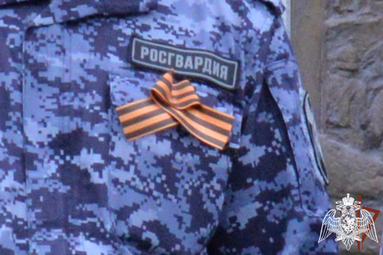 Сотрудники Росгвардии в Вологодской области присоединились ко всероссийской акции «Георгиевская лента»