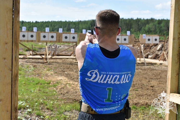 Вологодские росгвардейцы – серебряные призеры чемпионата Северо-Западного округа Росгвардии по служебному биатлону