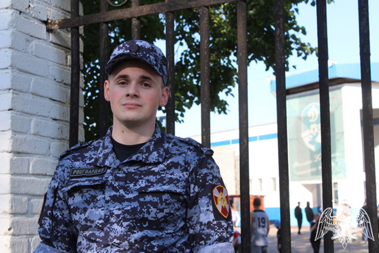 В Вологодской области сотрудники Росгвардии обеспечили безопасность футбольных матчей