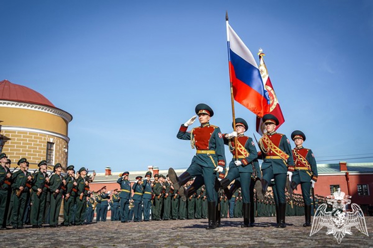 Вологодские первокурсники Военной академии Росгвардии приняли Военную присягу в Санкт-Петербурге (ВИДЕО)