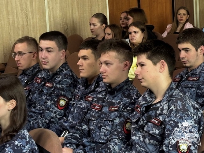 Росгвардейцы рассказали вологодским студентам о преимуществах получения высшего образования в вузах Росгвардии