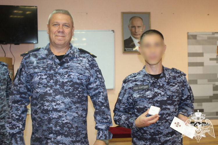 Сотрудникам и военнослужащим Управления Росгвардии по Вологодской области вручены государственные и ведомственные награды