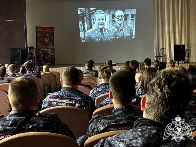 Росгвардейцы рассказали вологодским студентам о преимуществах получения высшего образования в вузах Росгвардии