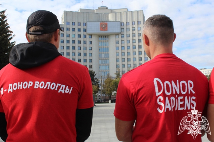 В Вологде росгвардейцы стали участниками акции «Огонь жизни»
