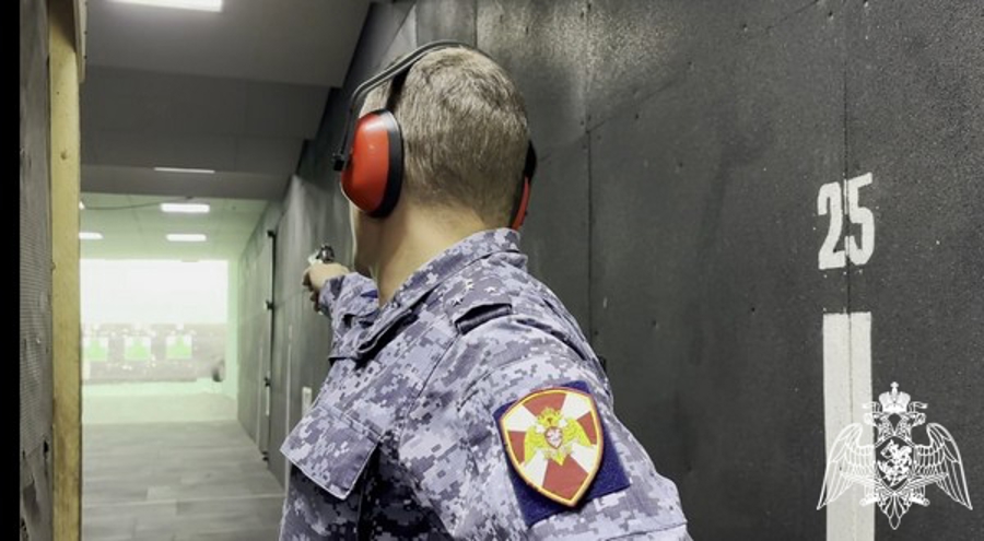 Сотрудники и военнослужащие Управления Росгвардии по Вологодской области сдали зачеты за летний период подготовки