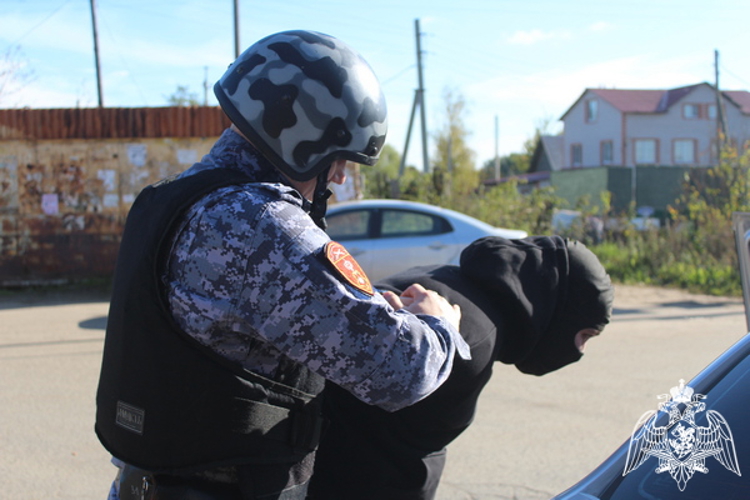 В Вологде сотрудники вневедомственной охраны Росгвардии проверили безопасность на общественном транспорте (ВИДЕО)