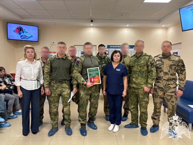 Сотрудники ОМОН «Вымпел» Управления Росгвардии по Вологодской области ко дню образования отряда приняли участие в донорской акции