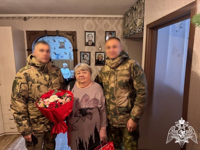 Вологодские росгвардейцы провели мероприятия, посвященные памяти сотрудника ОМОН, погибшего при исполнении служебного долга