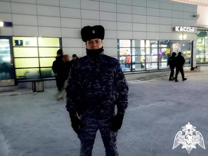 В Череповце сотрудники Росгвардии обеспечили безопасность хоккейного матча Северсталь - Сочи