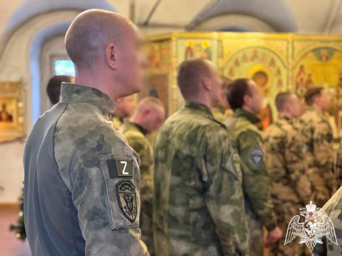 В Вологде сотрудники Росгвардии приняли участие в специальном молебне