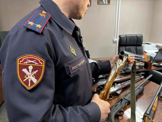 Сегодня сотрудники лицензионно-разрешительной работы и государственного контроля отмечают профессиональный праздник