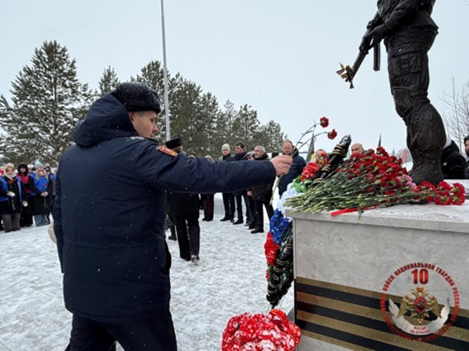 В Вологде росгвардейцы приняли участие в памятном мероприятии ко Дню защитника Отечества