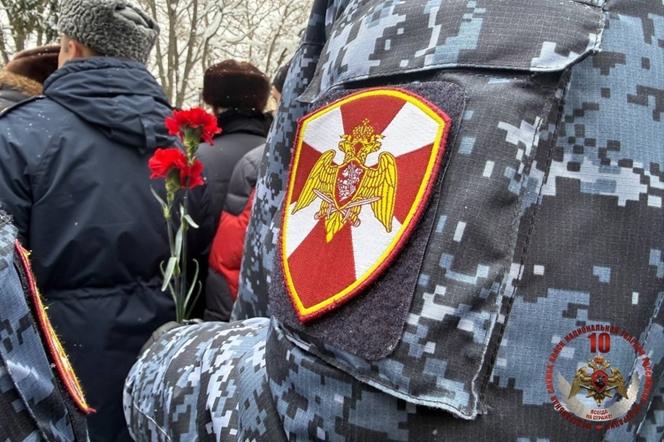 В Вологде росгвардейцы приняли участие в мероприятии, посвященном Дню памяти о россиянах, исполнявших служебный долг за пределами Отечества