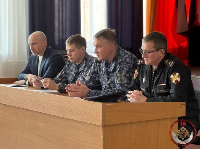 В Вологде росгвардейцы обсудили качество предоставления охранных услуг с частными охранными организациями