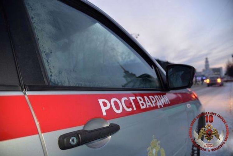 В Вологде росгвардейцы задержали мужчину, устроившего дебош в гостинице