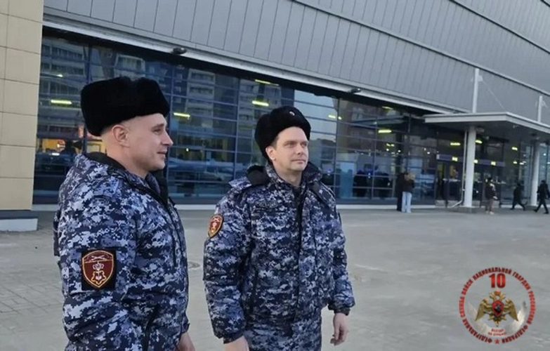 В Череповце сотрудники Росгвардии обеспечили безопасность хоккейного матча «Северсталь» - «Авангард»