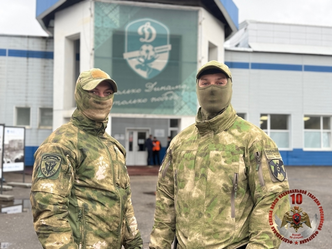 Росгвардейцы обеспечили безопасность футбольного матча в Вологде